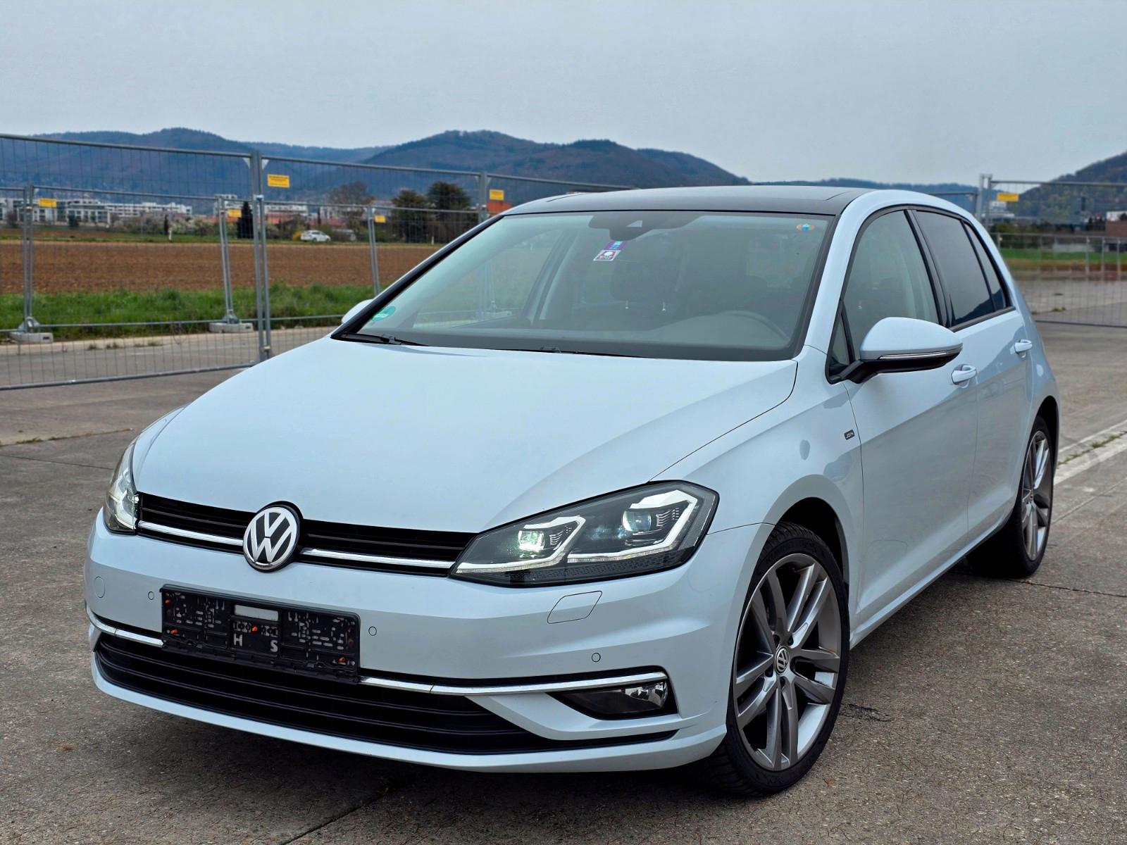 Volkswagen Golf VII Lim. 1.5 TSI 1.Hand Pano|ACC|LED|SHZ