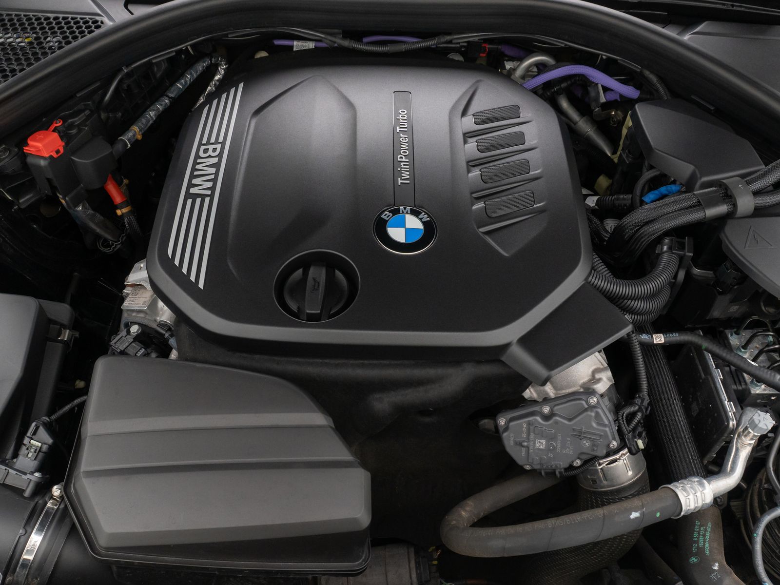 Fahrzeugabbildung BMW 320d Luxury Line DAB Leder Komfort HiFi Sport