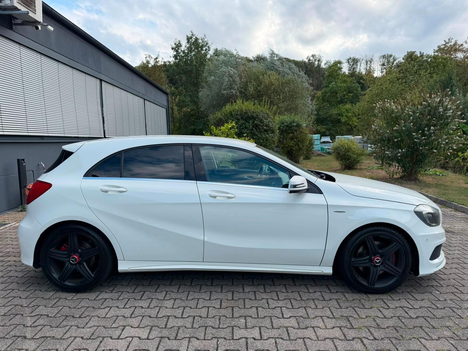 Mercedes-Benz A 250 Sport/ AGA/ TÜV NEU/ XENON TOP ZUSTAND