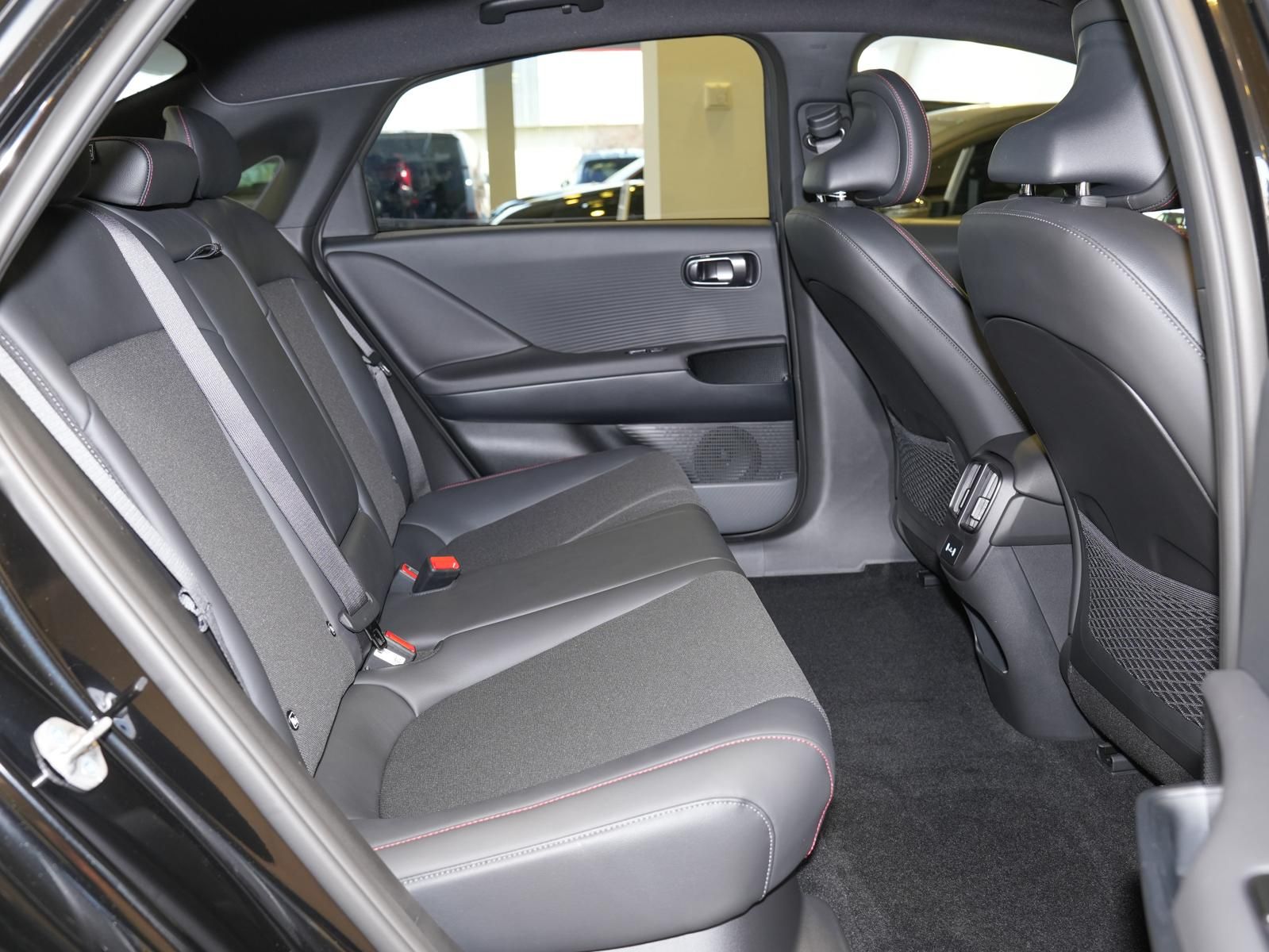 Hyundai IONIQ 6 - Bild 7