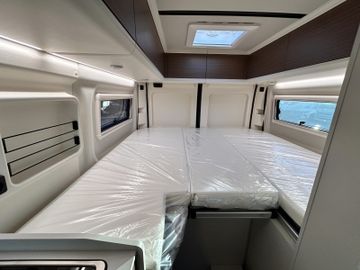 Westfalia Columbus 600 E 180 PS 8G SAT Solar LED Premium