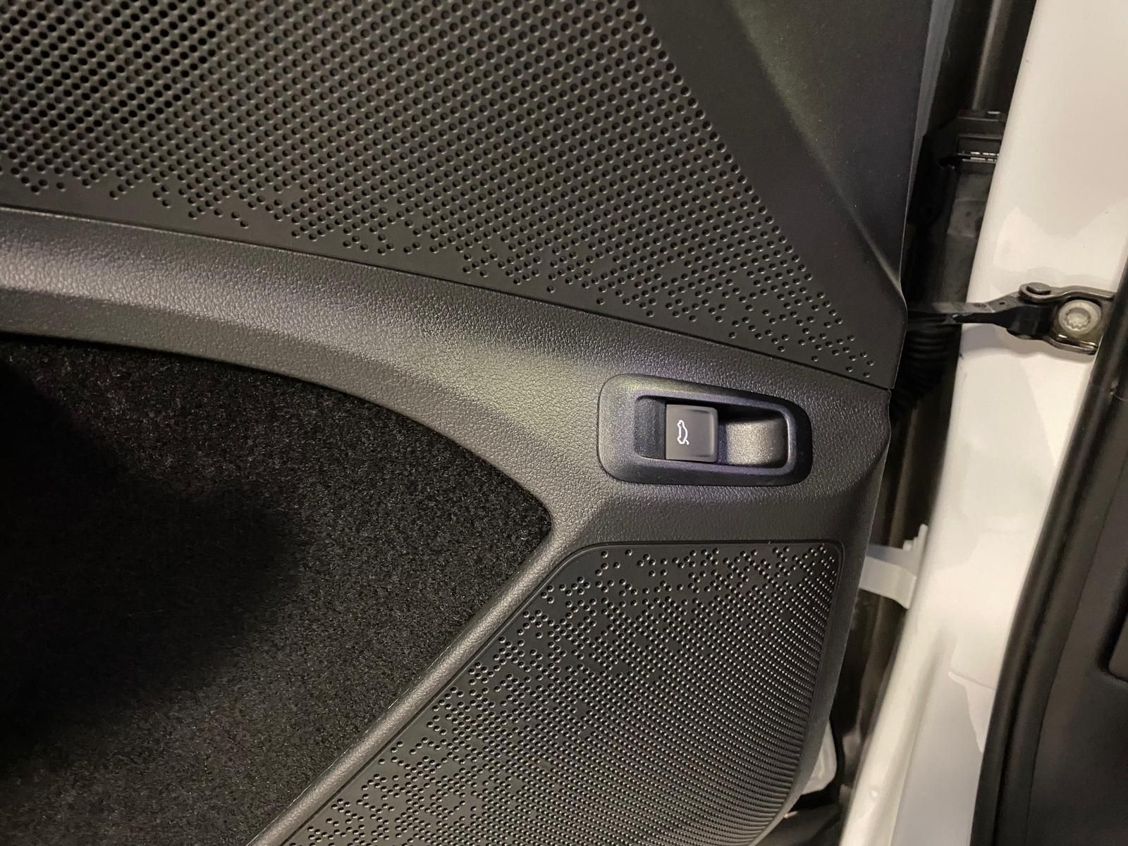Fahrzeugabbildung SKODA Elroq 60 Sportline+ACC+Kamera+NAVI+4xSITZHEIZUNG