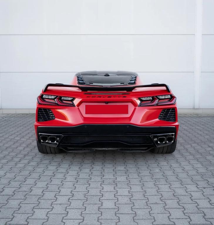 Corvette C8