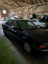 BMW 750 - gebrauchte BMW 750 aus dem Jahr 1997
