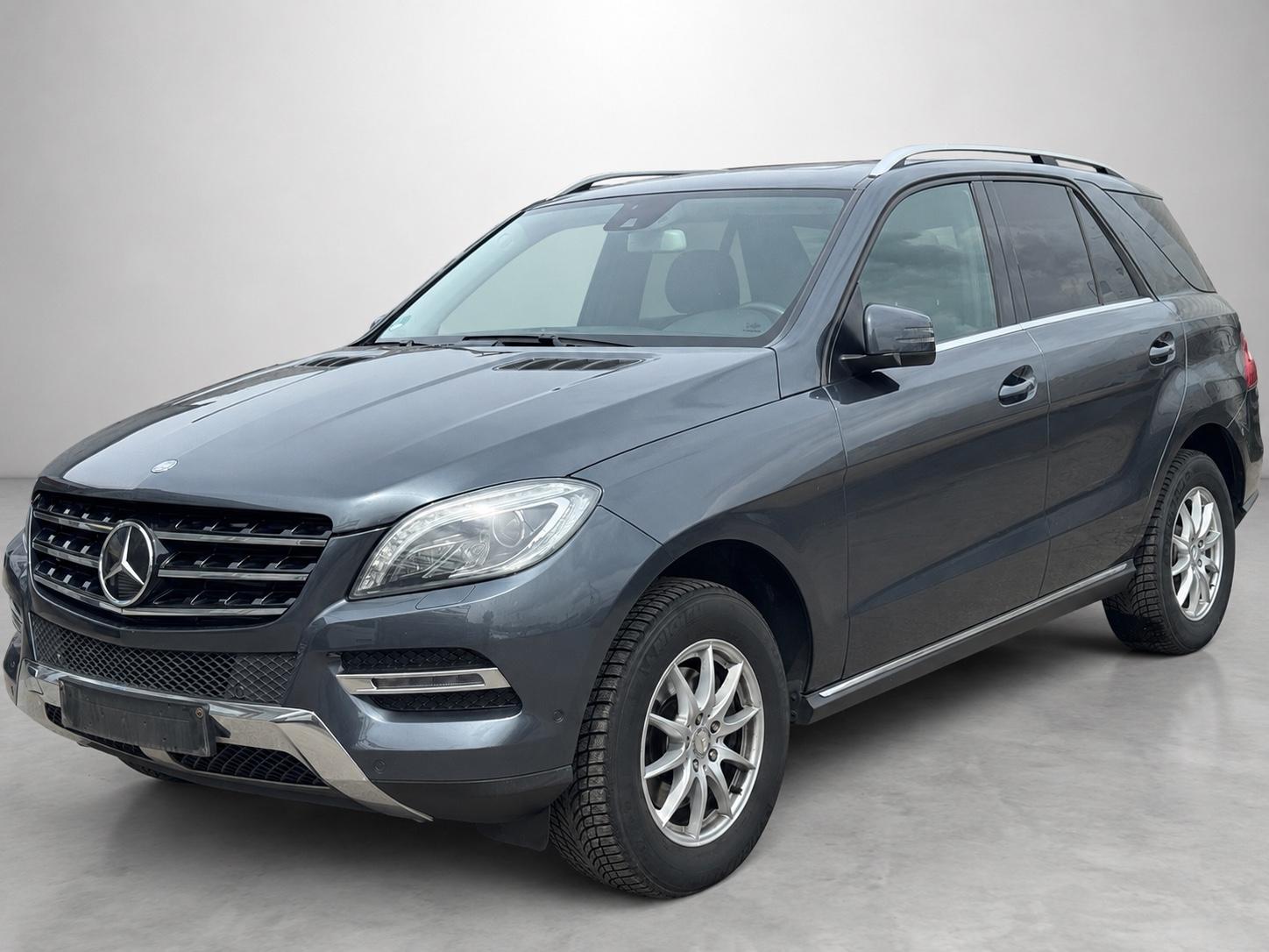 Mercedes-Benz ML 350 BlueTec*Distronic*Kamera*SDach*