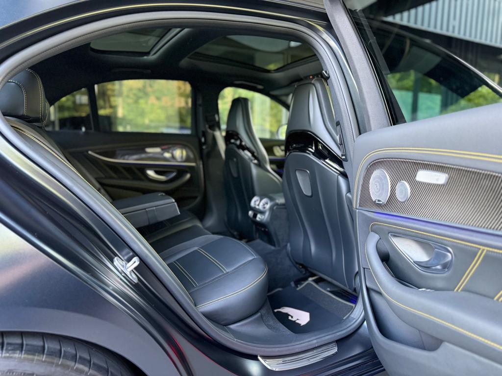 Mercedes-Benz E 63 AMG