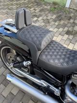 Harley-Davidson V-Rod Muscle  - HARLEY-DAVIDSON V ROD