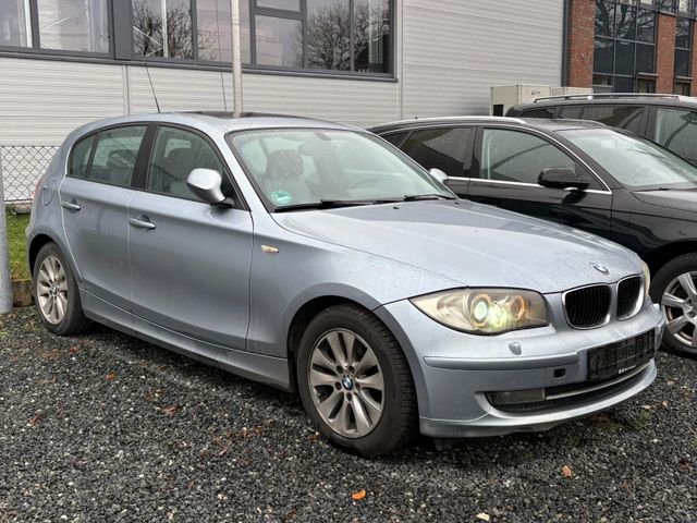 BMW 116 i,Navi,Multi,Sitzheiz.,Klimaaut.,Schiebedach