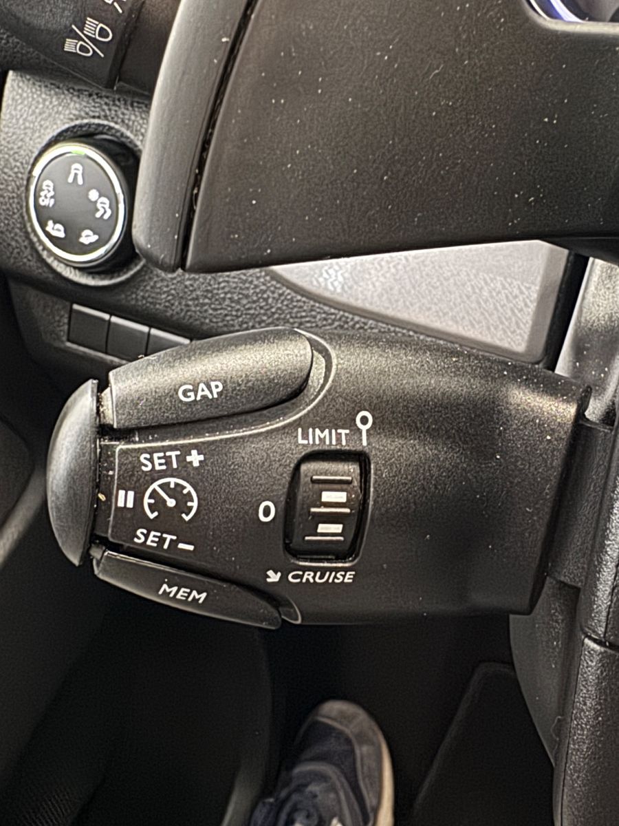 Fahrzeugabbildung Citroën Dethleffs / Pössl Campster ACC AHK WEBASTO KÜCHE