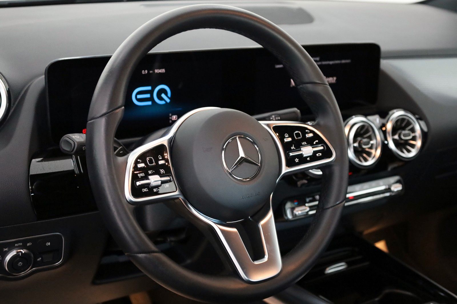 Fahrzeugabbildung Mercedes-Benz EQA 250, Progressive T.Leder,Navi,LED,SH,Kamera