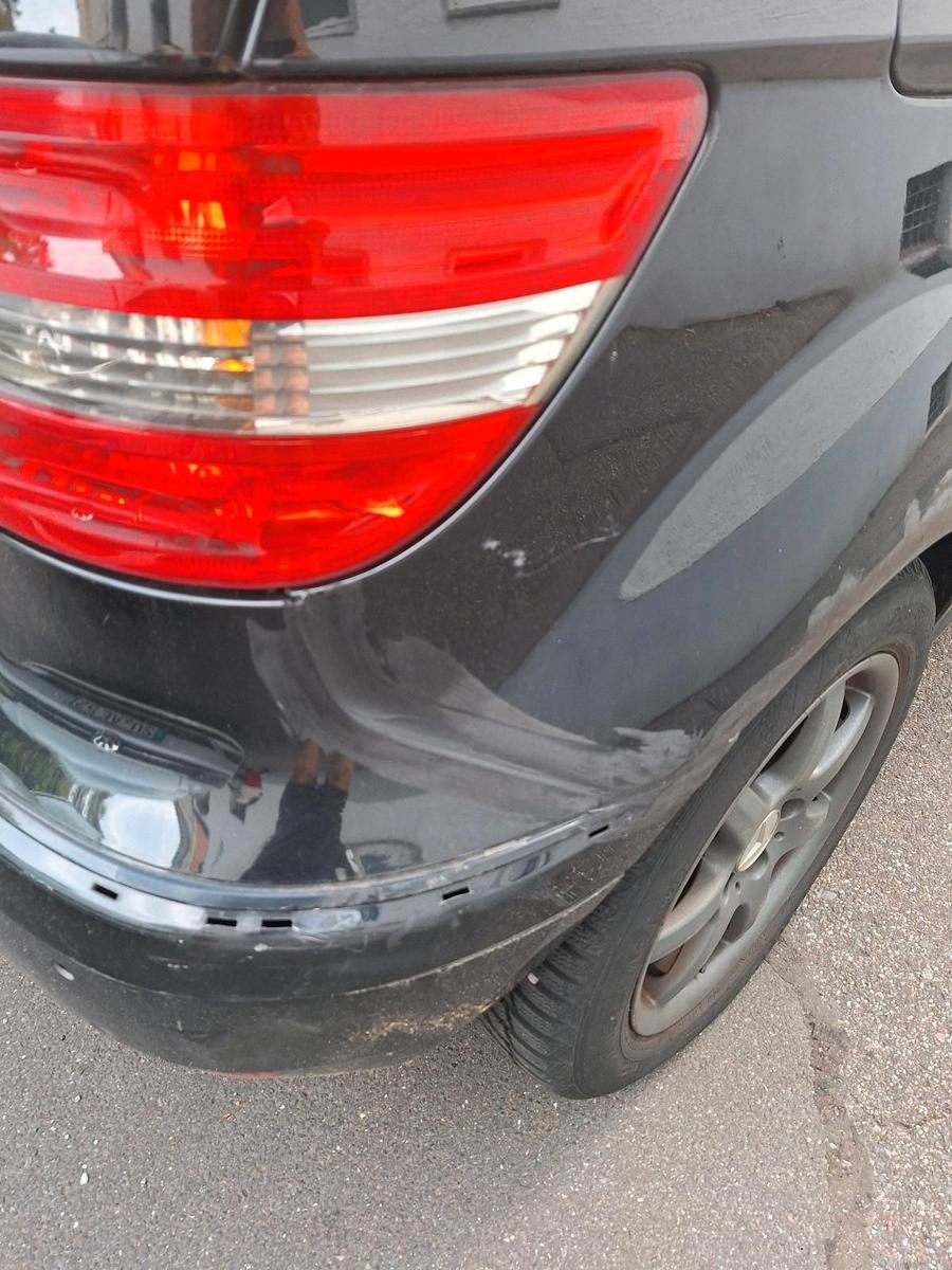 Mercedes-Benz B200 2011 — photo 8