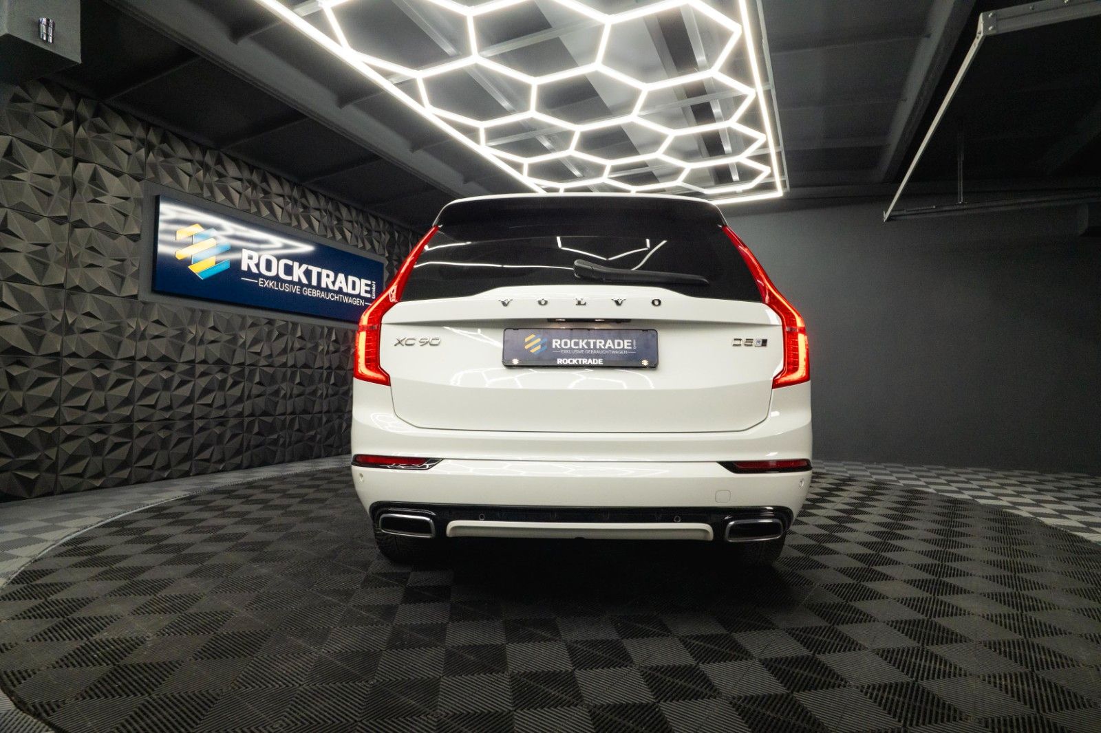 Fahrzeugabbildung Volvo XC90 R Design AWD Night-Paket | ACC | LED | DAB+