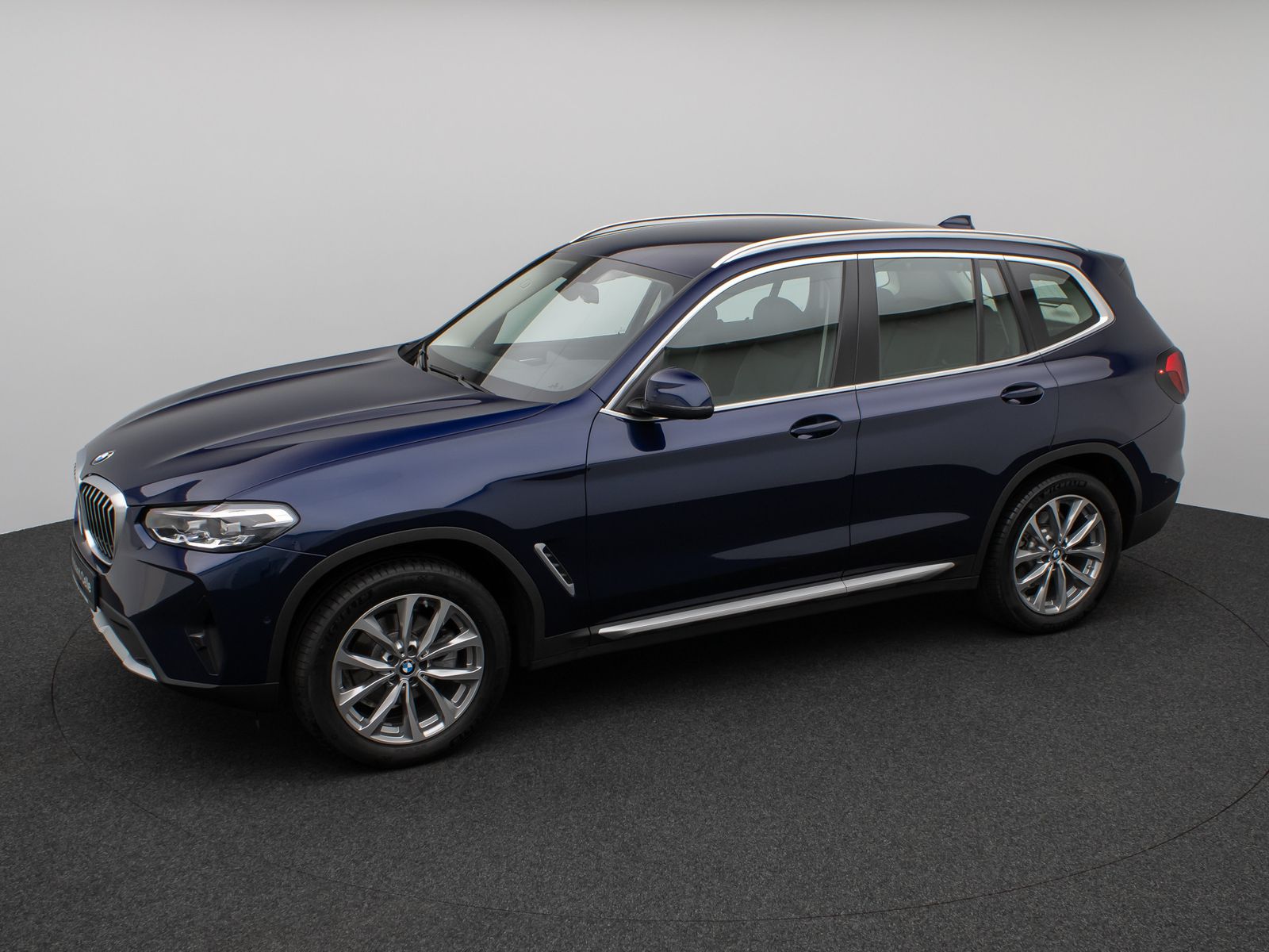 Fahrzeugabbildung BMW X3 xD20d Kamera DAB HiFi Lenkrhz AHK Alarm Sport