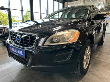 Volvo XC60 Momentum AWD *Xenon*Leder*