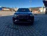 BMW X7 xDrive30d Luxus-SUV mit seltener Ausstattung - BMW X7 mit Diesel-Antrieb: Automatik