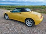 Alfa Romeo Spider giallo zoe - Alfa Romeo Spider aus 1999