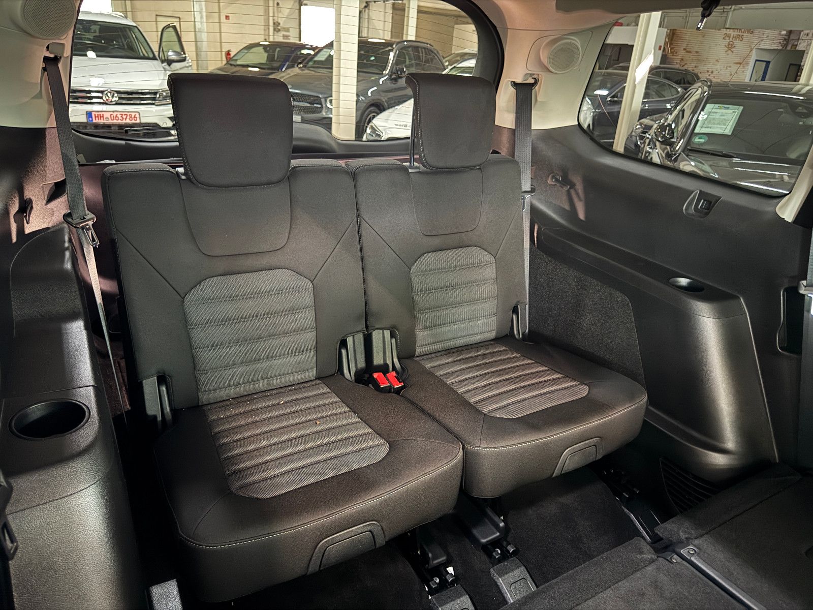 Fahrzeugabbildung Ford Galaxy TITANIUM SPORT AWD AUT 7-SITZER PANO VOLL