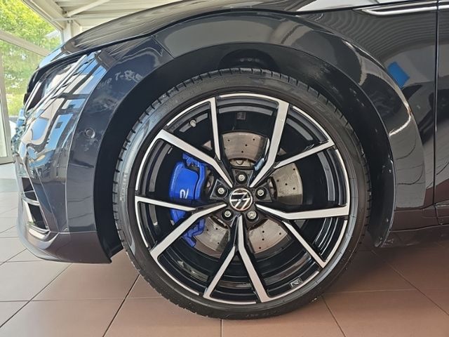 Fahrzeugabbildung Volkswagen Arteon R Shooting 4M TSI DSG PANO IQ LEDER LM20