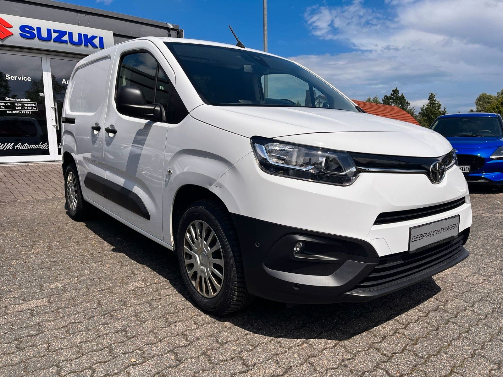 TOYOTA Proace