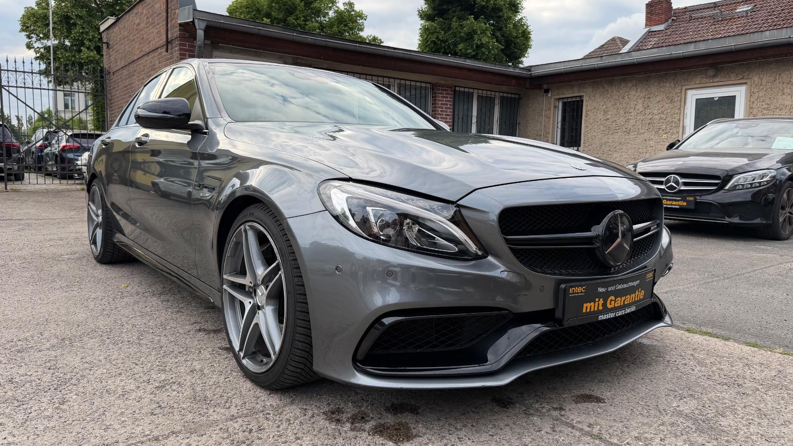 Mercedes-Benz C 63 AMG
