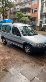 Peugeot Partner 1,6 - Peugeot Partner in Hamburg