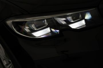BMW 320d xDrive Touring DriveAssist RFK AHK 1.Hand