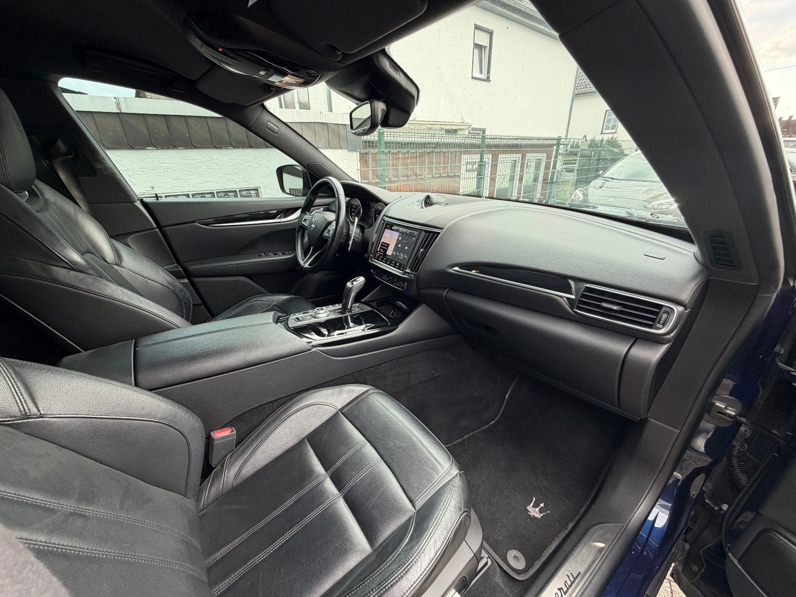 Fahrzeugabbildung Maserati Levante Diesel/GRANSPORT/LED/360°/MEMORY