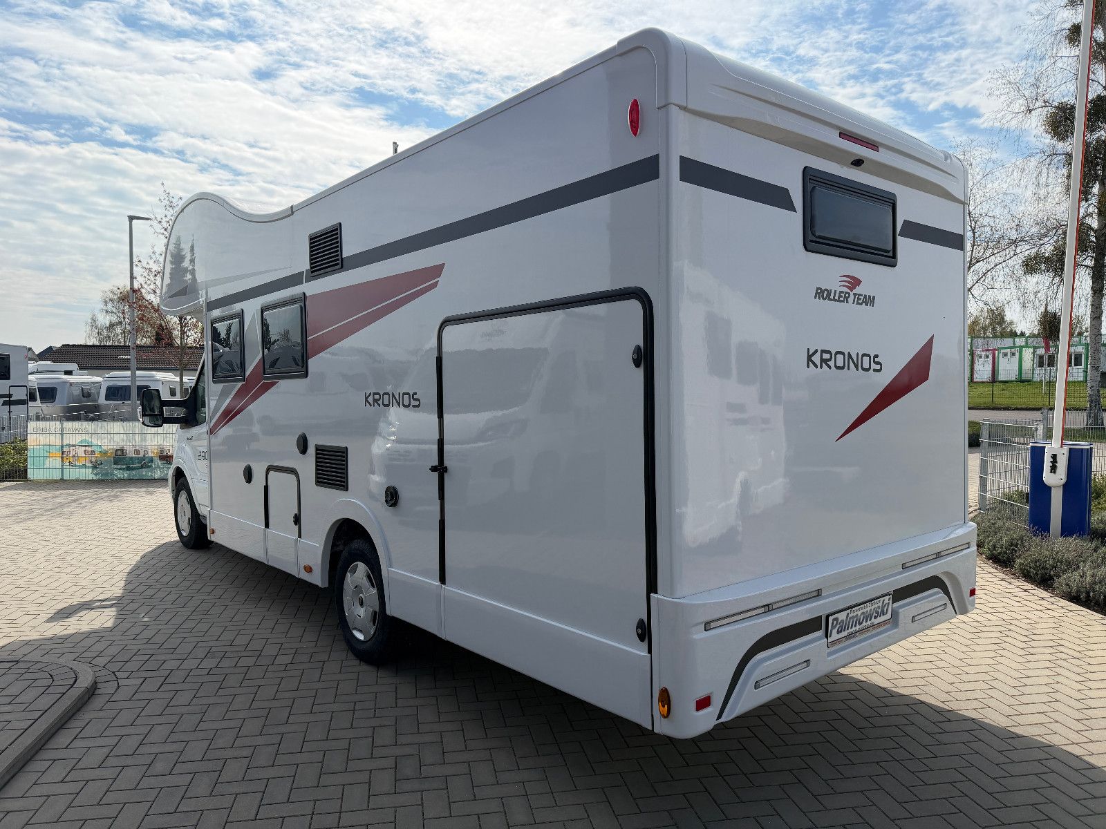 Fahrzeugabbildung Roller Team Kronos 290 M Sport
