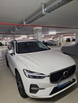 Volvo XC60 B4 Momentum Pro Geartronic Momentum Pro