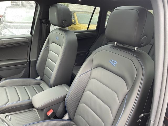 Tiguan R Black Style Nappa Pano Navi R-Performan