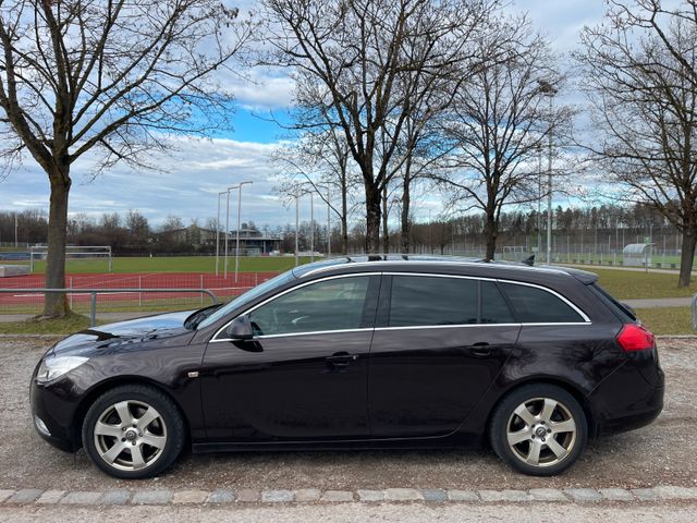 Opel Insignia A Sports Tourer Sport