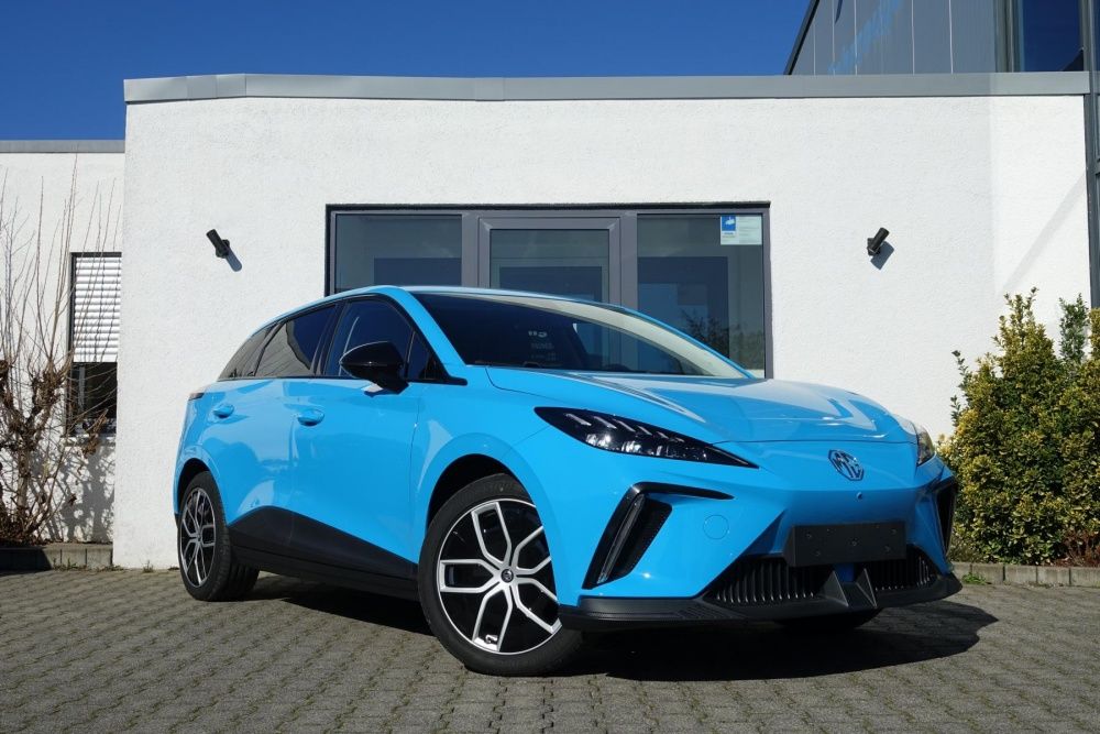 MG4 LUXURY 150KW 64 kWh 7J Garantie SOFORT!