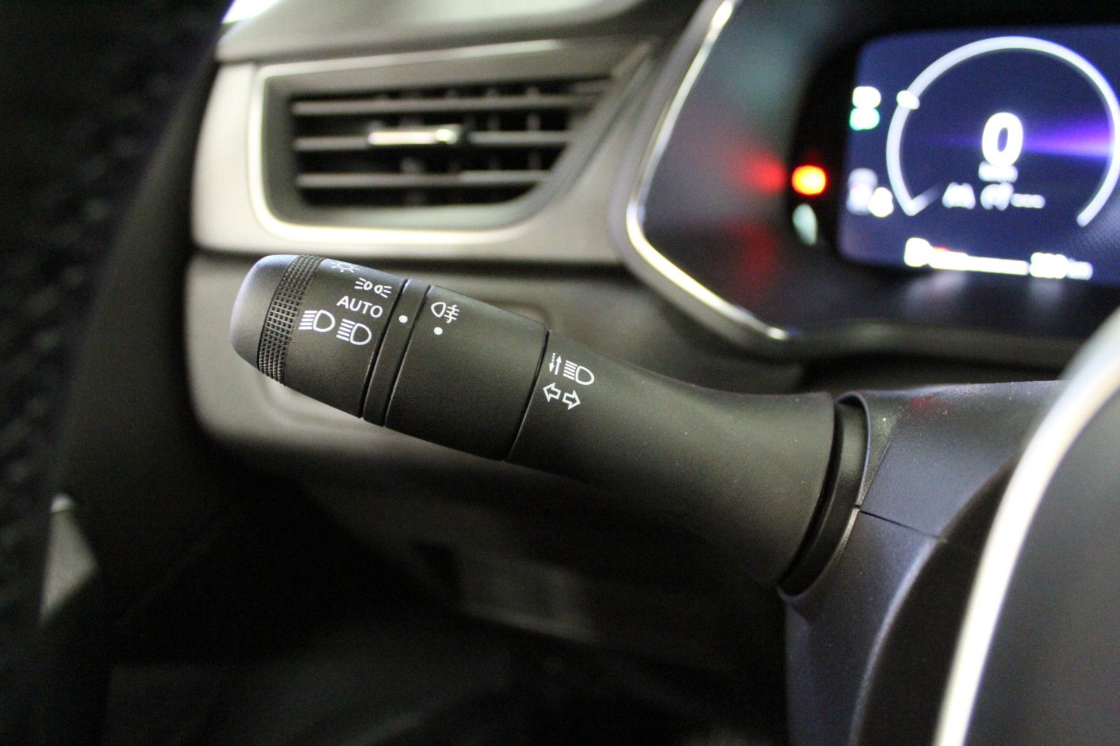 Fahrzeugabbildung Renault Captur TCe 115 KISS Sondermodell *Winter-Pak*Nav