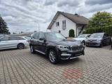 BMW X3 xDrive 20 i xLine, HUD, Kamera, Ambientebeleu - BMW X3: Xdrive20i