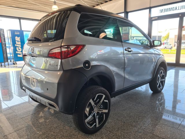 AIXAM Crossline Crossover Premium Neuwertig Ab 15 Jahre