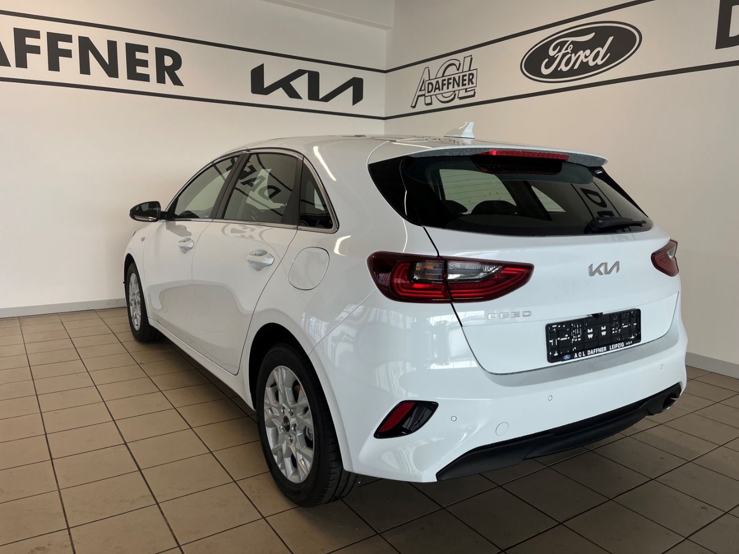 Fahrzeugabbildung Kia Ceed Vision 1.0 T-GDI EU6d, SHZ, Navi, Lane Assi