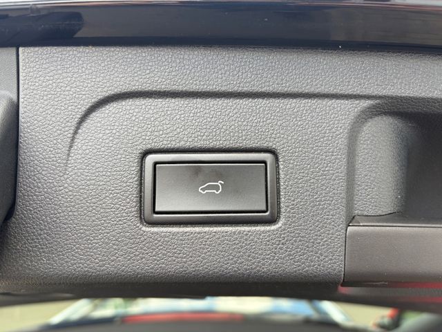 Touran 1.5 TSI IQ.DRIVE 7-S.-*AHK*PanoD.*LED