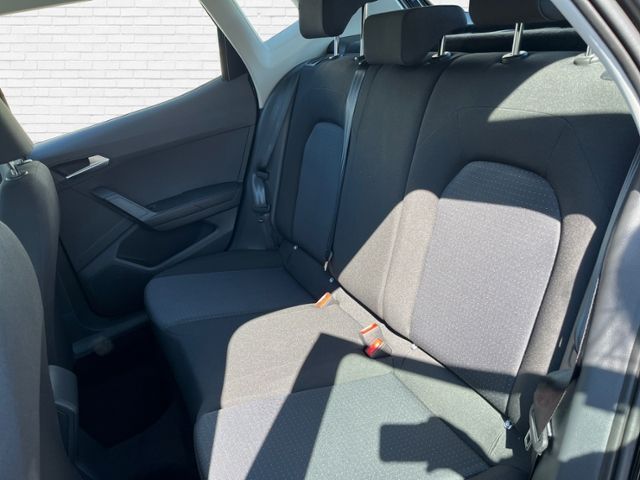 Fahrzeugabbildung SEAT Arona Style 1.0 TSI DSG KLIMA LED NAVI LEDER ALU