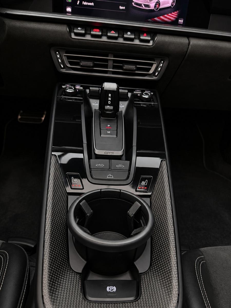 Porsche 992 GTS 4 CABRIO LIFT/BURMESTER/360/CHRONO/SPORT