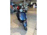 Vespa Primavera 125 Tech, Alufelgen, stufenlose Automa - ROLLER AUTO