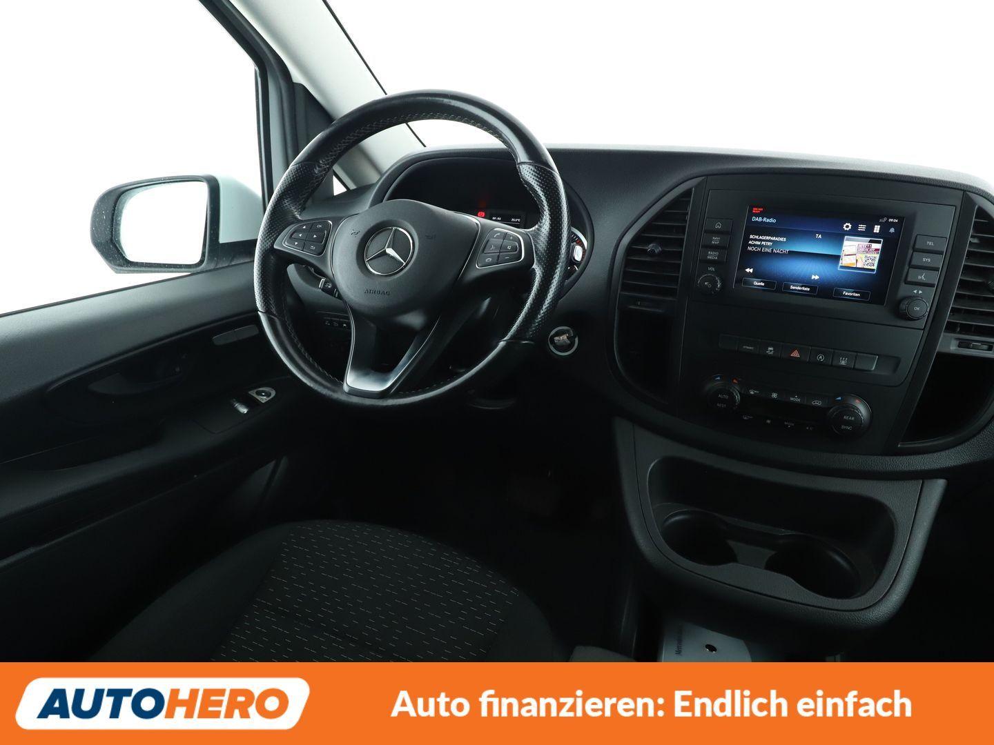Mercedes-Benz Vito Tourer 124 CDI Pro 4x4 kompakt Aut.*NAVI*