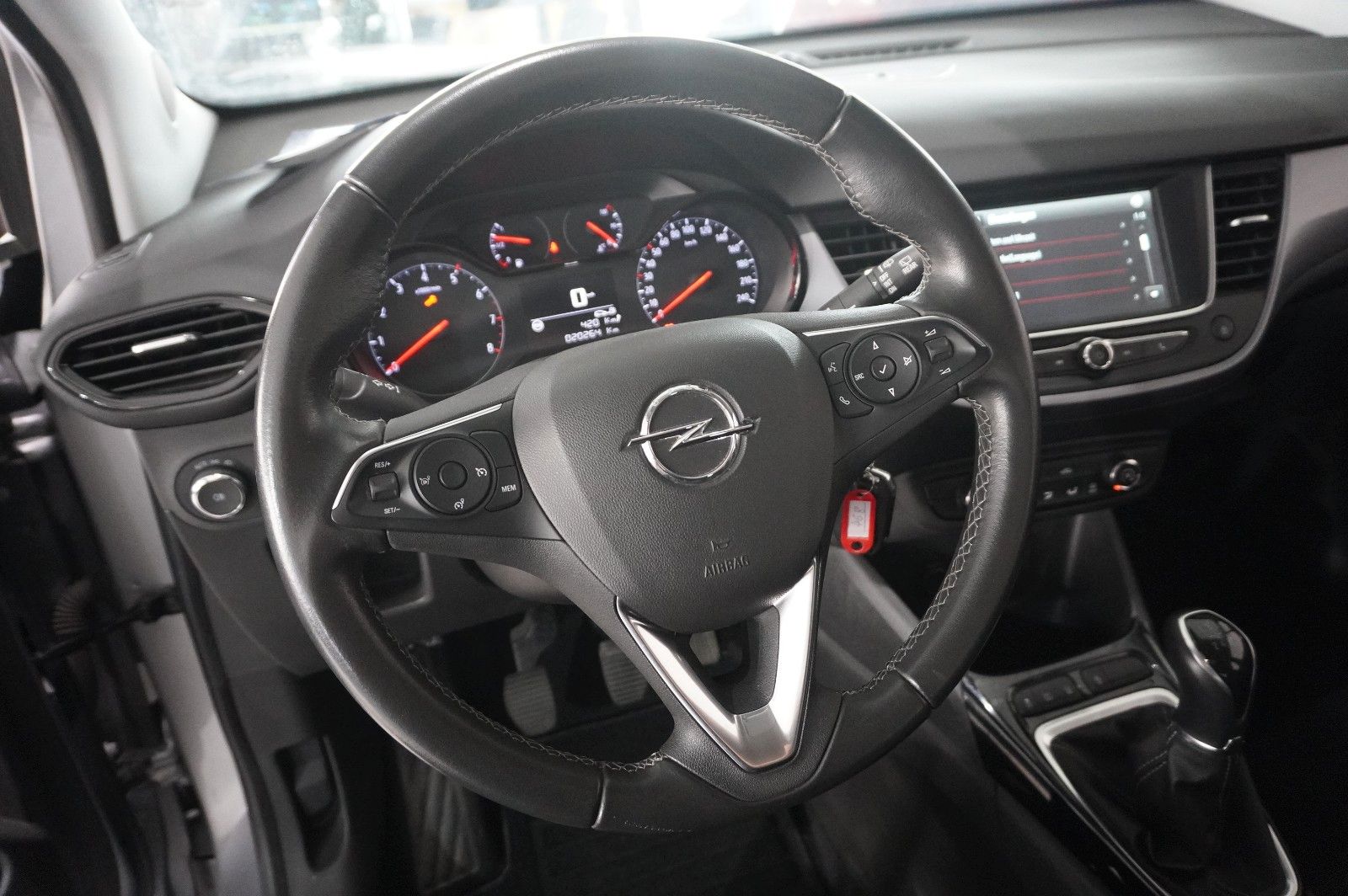 Fahrzeugabbildung Opel Crossland (X) 1.2 EDITION NAVI/LED/KAMERA/DAB+