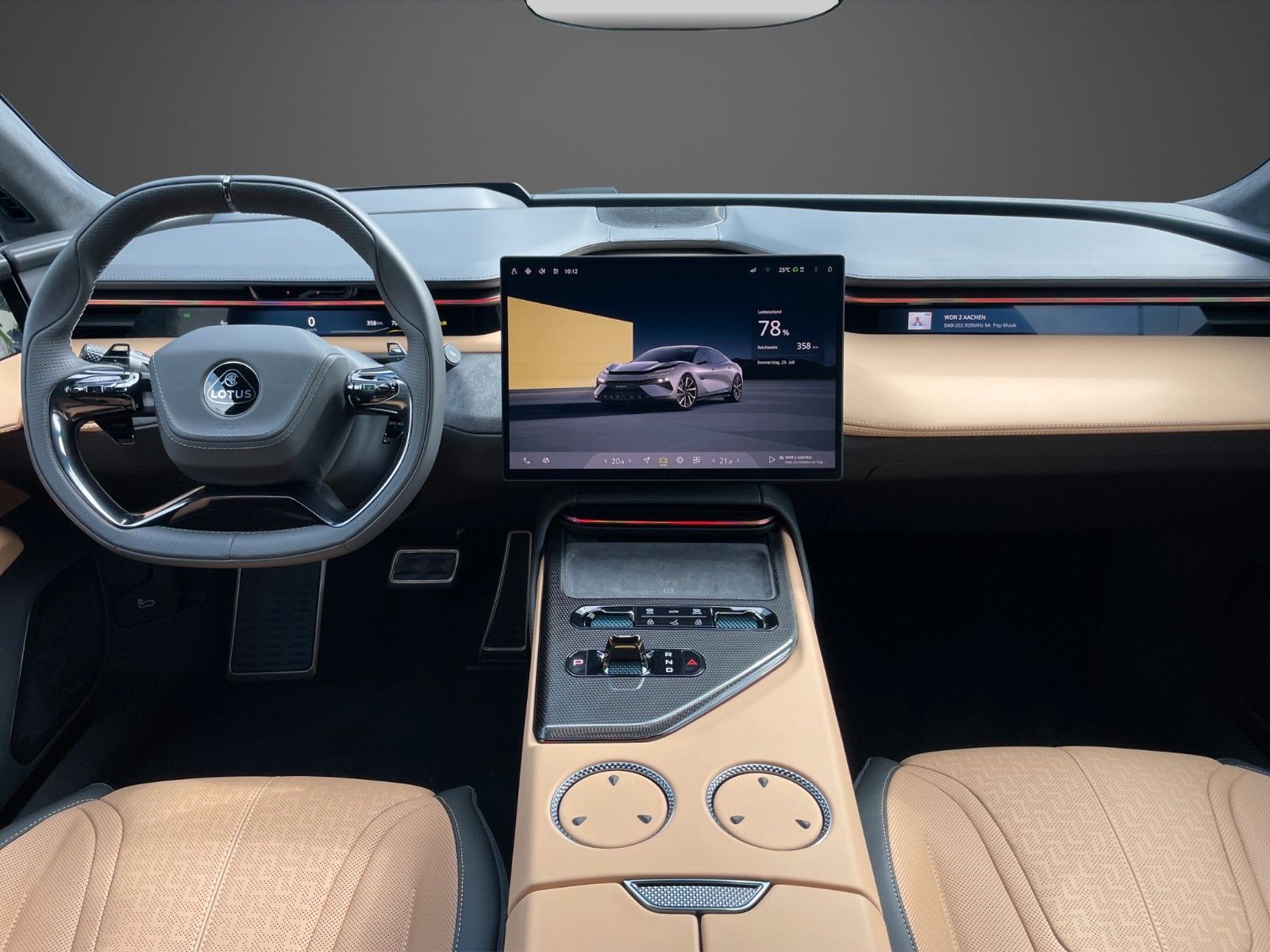 Fahrzeugabbildung Lotus Emeya 600 Sport SE Innen Gold Carbon Sitzschalen