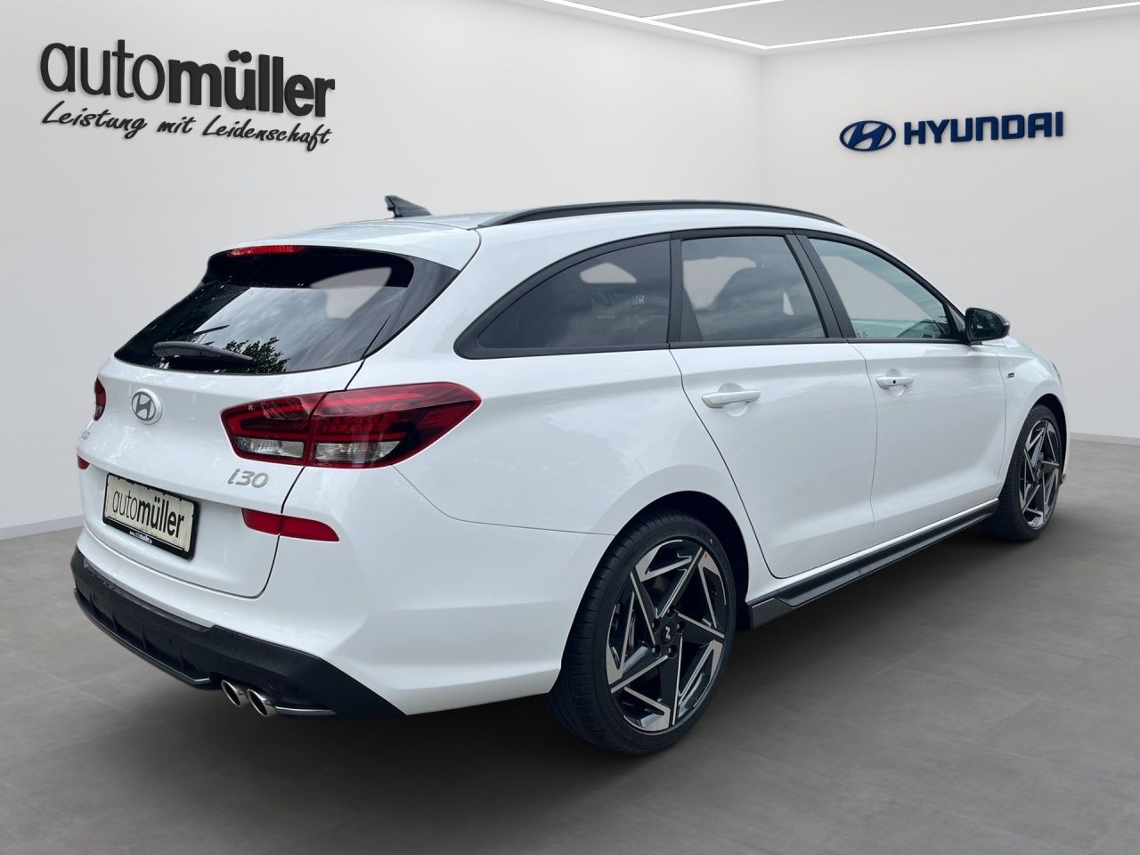 Fahrzeugabbildung Hyundai i30 N-LINE X *BT*CARPLAY*NAVI*SHZ*LHZ*KLIMAA*