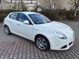Alfa Romeo Giulietta 2.0 JTDM 16V Turismo - Alfa Romeo Giulietta in Frankfurt (Main)