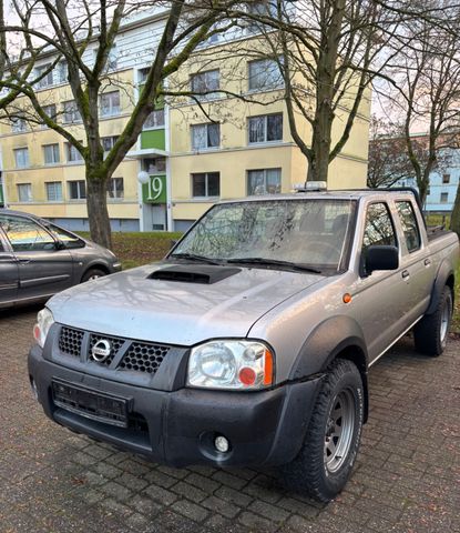 Nissan NP 300