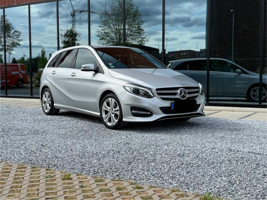 Image of Mercedes-Benz B 200