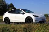 Tesla Model Y Hinterradantrieb RWD - Tesla Model Y Gebrauchtwagen in Berlin