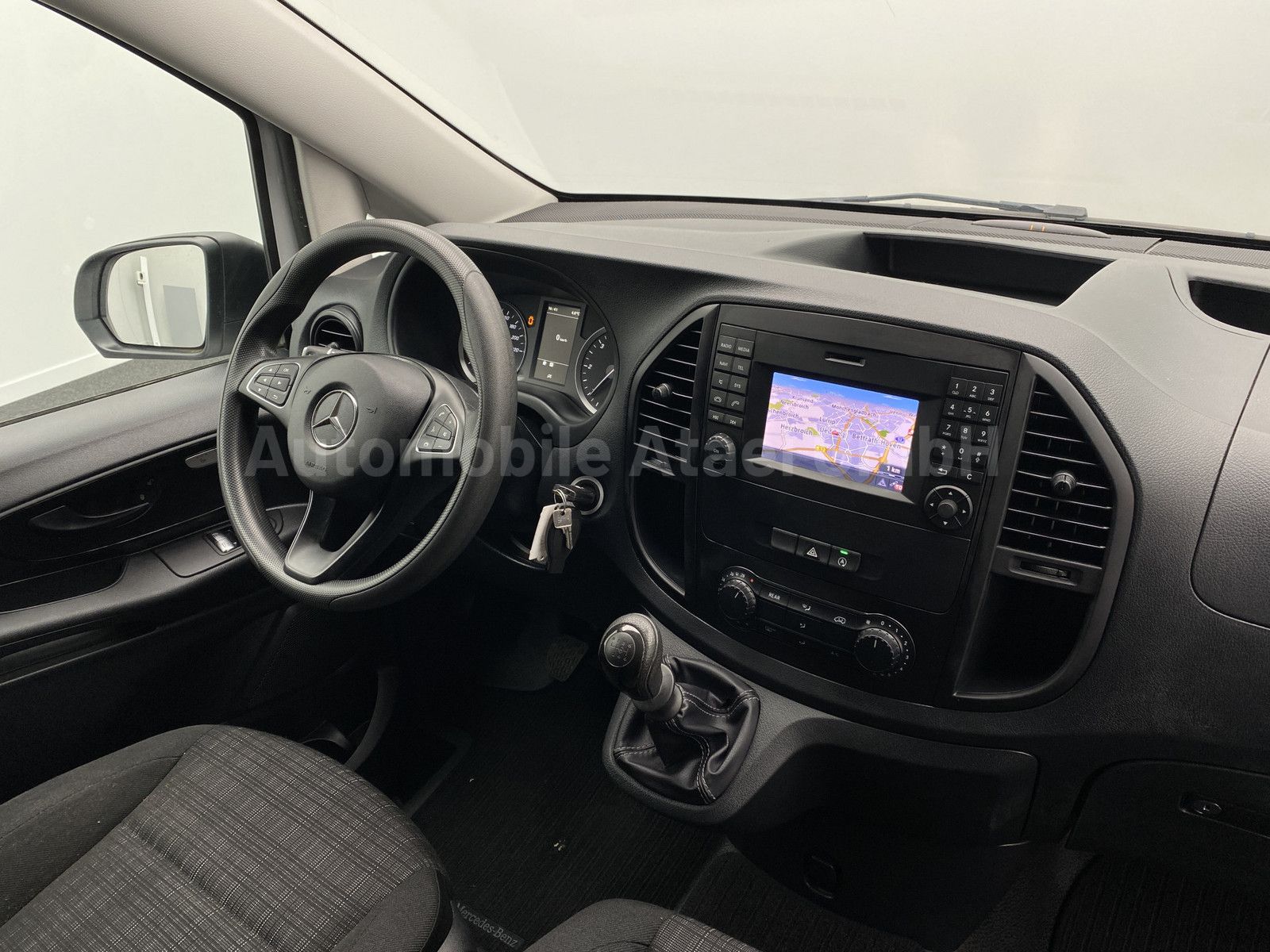 Fahrzeugabbildung Mercedes-Benz Vito Tourer lang 114 CDI *2x KLIMA* KAMERA 2766
