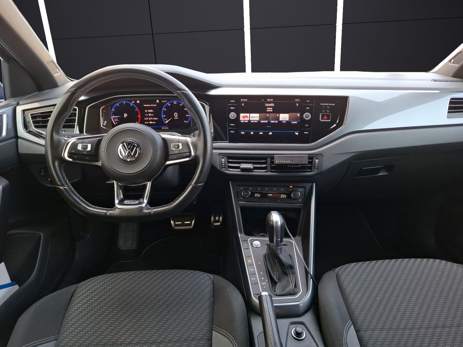 Fahrzeugabbildung Volkswagen Polo DSG Highline R-Line LED Navi AID ACC RFK be